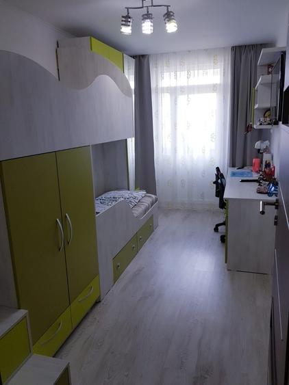 Apartament cu 3 camere semidecomandat în Mihail Kogălniceanu