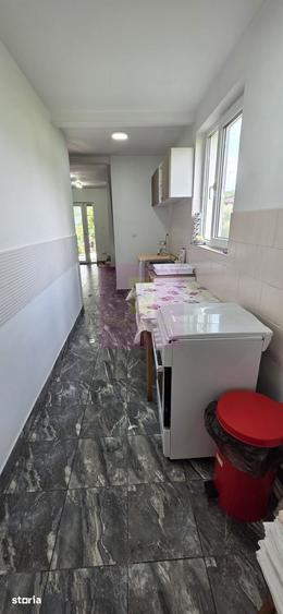 Casă cu 7 camere cu Teren 1267 Mp în Valea Doftanei