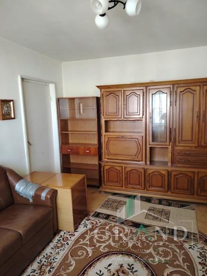 Apartament cu 2 camere semidecomandat, mobilat în Mănăștur