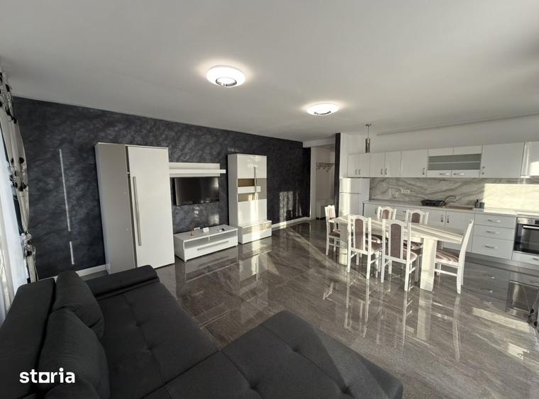 Apartament cu 3 camere în Micro 16