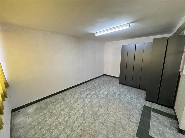 Casă cu 4 camere cu Teren 229 Mp în Cantemir