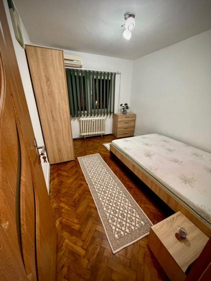 Apartament cu 2 camere decomandat, mobilat în Central