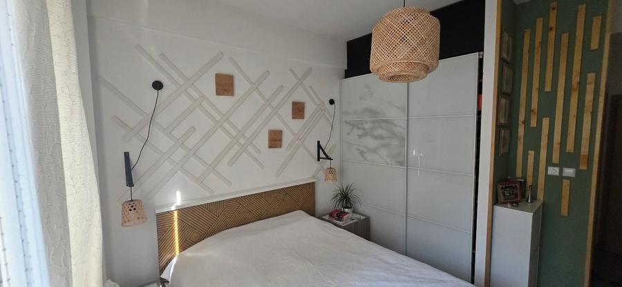Apartament cu 3 camere decomandat, mobilat în Torontalului