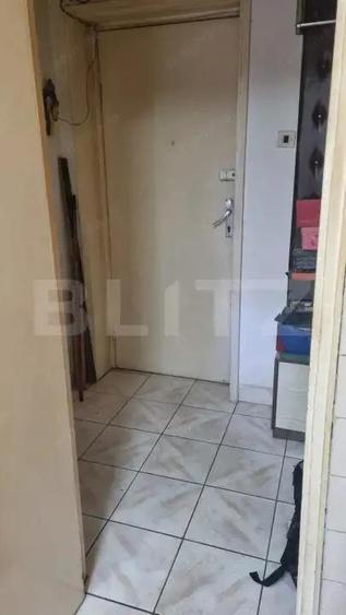 Apartament cu 2 camere decomandat, mobilat în Solidarității