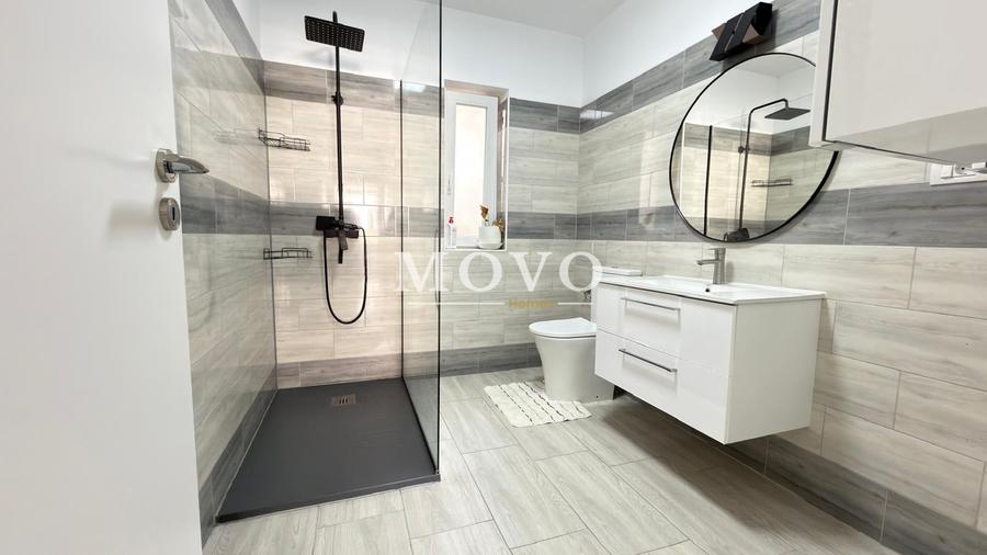 Casă individuală cu 3 camere cu Canalizare în Sânandrei