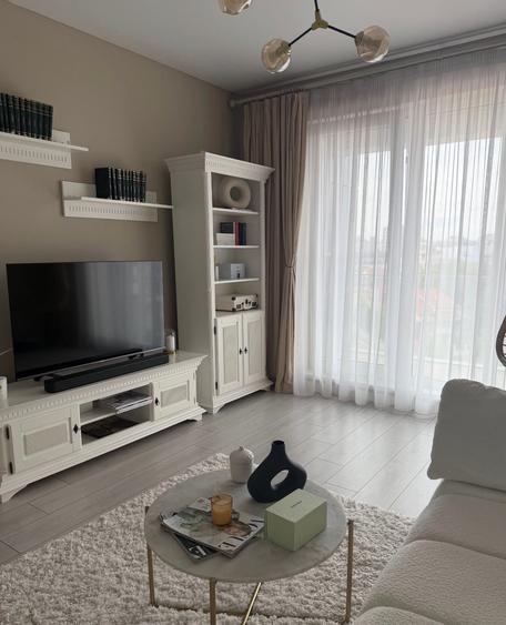 Apartament cu 2 camere decomandat, mobilat în Mihai Bravu