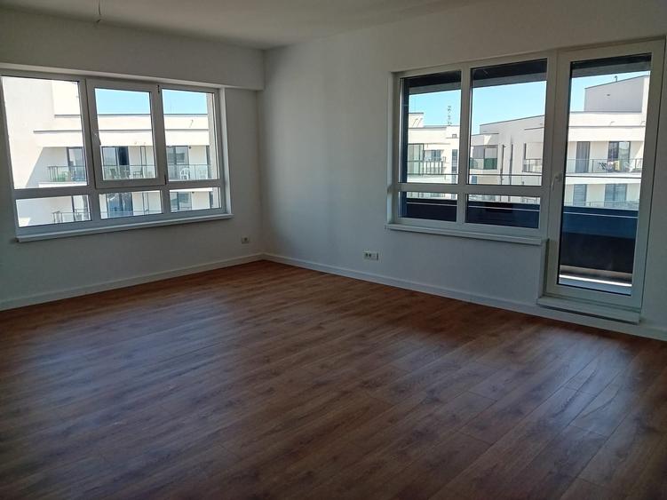 Apartament cu 3 camere decomandat în Aurel Vlaicu