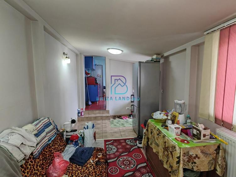Casă individuală cu 6 camere cu Canalizare în Chitila