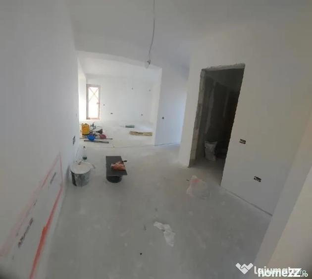 Casă cu 4 camere cu Teren 400 Mp în Vârteju
