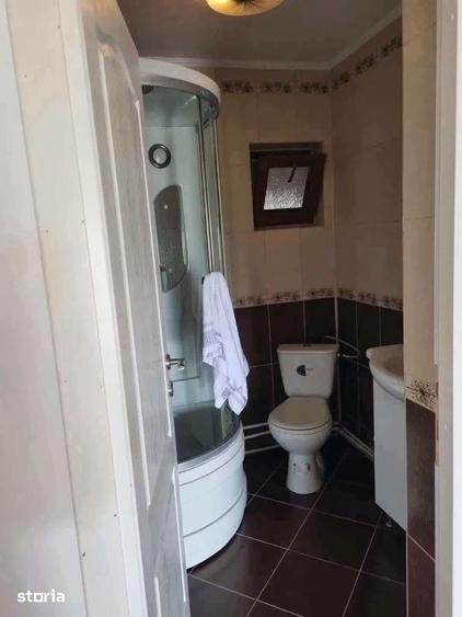 Casă cu 7 camere cu Teren 1500 Mp în Central