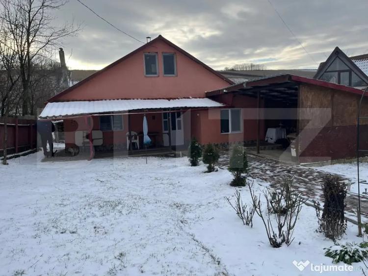Casă cu 4 camere cu Teren 800 Mp în Vânători