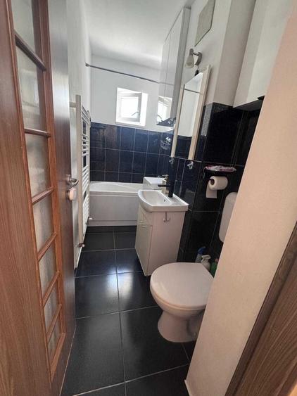 Apartament cu 3 camere semidecomandat în Iosefin