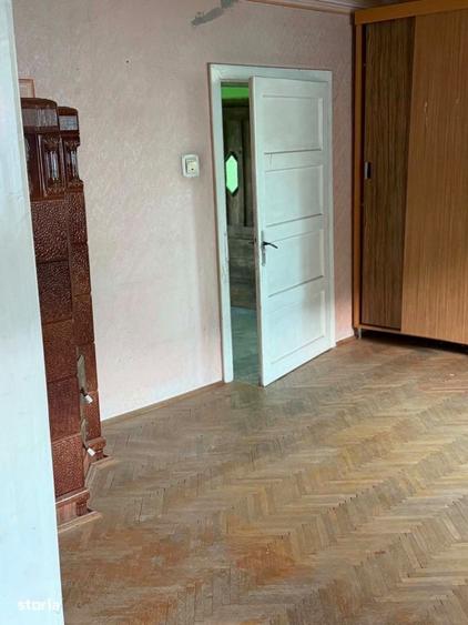Casă cu 4 camere cu Teren 200 Mp în Central