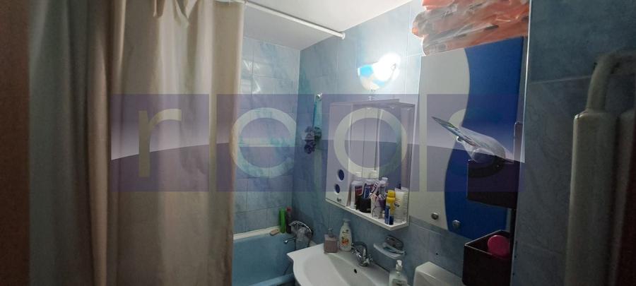 Apartament cu 3 camere, mobilat în Central