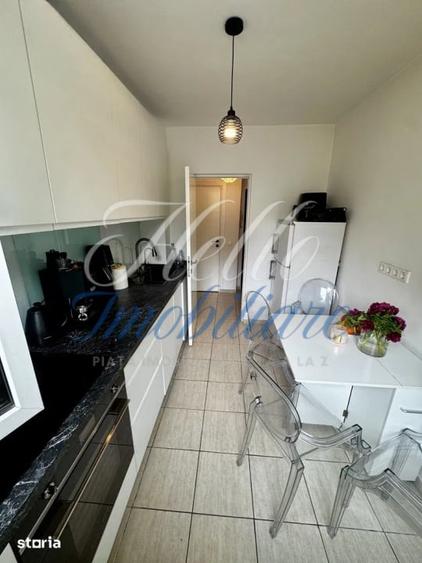 Apartament cu 2 camere decomandat în Gruia