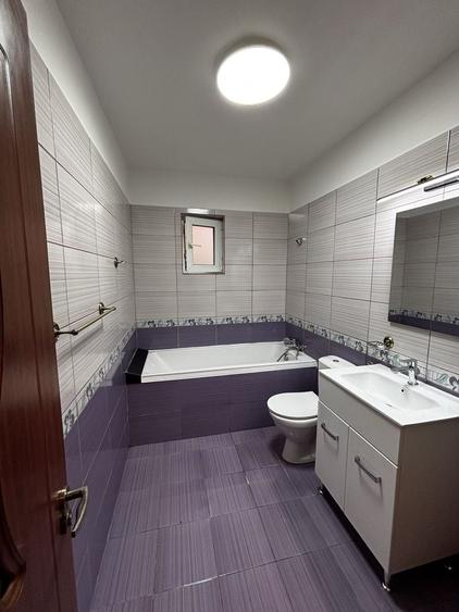 Apartament cu 2 camere semidecomandat în Apărătorii Patriei