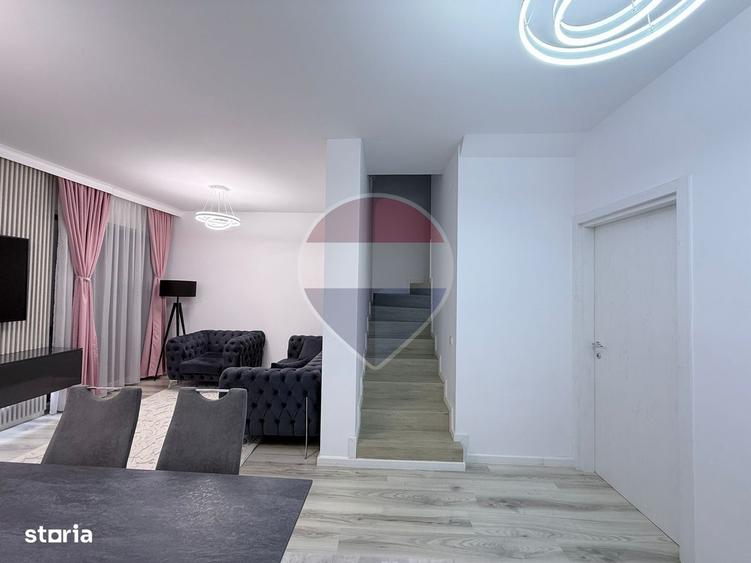Casă cu 4 camere în Ghionea