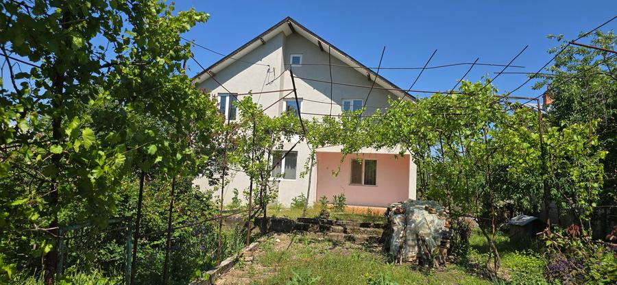 Casă individuală cu 5 camere cu Teren 2804 Mp în Bilciurești