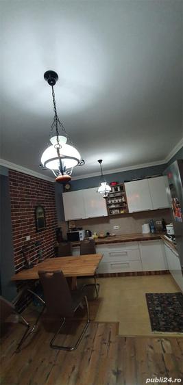 Casă cu 5 camere cu Teren 450 Mp în Brâncoveanu