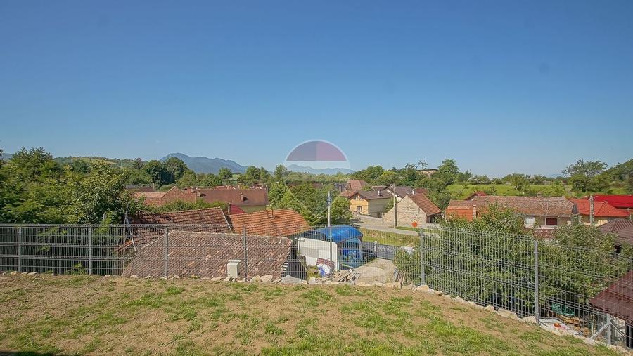 Casă individuală cu 3 camere cu Teren 426 Mp în Tărlungeni