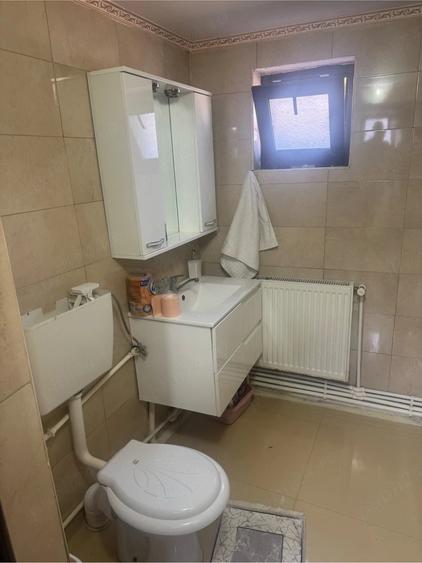 Casă cu 2 camere cu Teren 220 Mp în Central