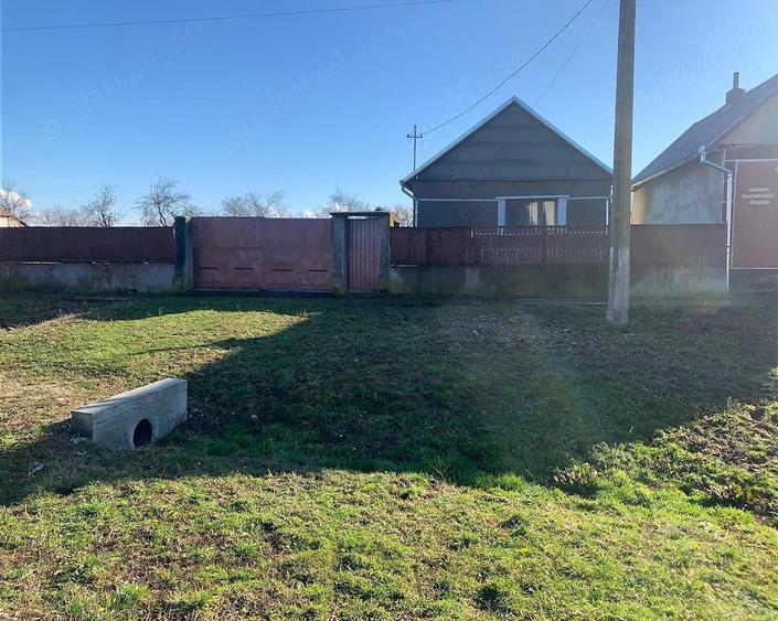 Casă cu 1 camere cu Teren 4200 Mp în Bicaci