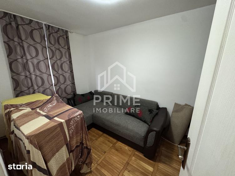 Apartament cu 3 camere în Cetate