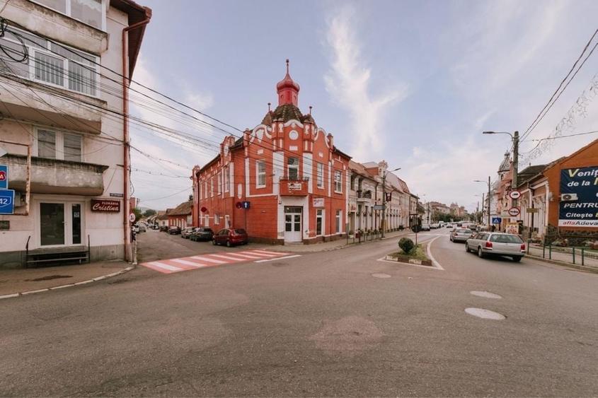 Spațiu comercial, de 400 mp, în Central