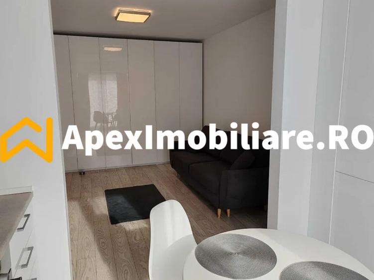 Apartament cu 2 camere decomandat în Titan
