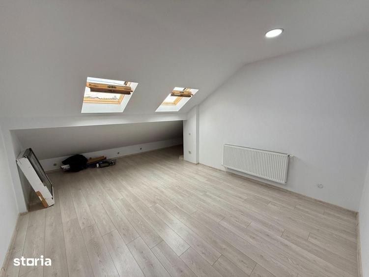 Casă cu 5 camere cu Teren 750 Mp în Bârnova
