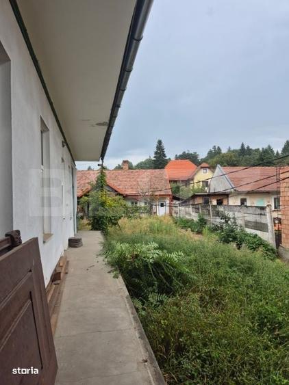 Casă cu 4 camere în Mureșeni