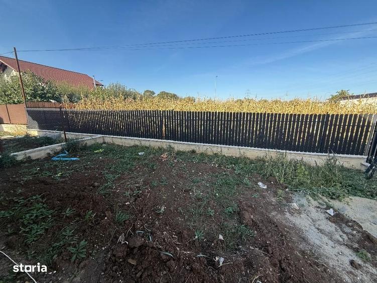 Casă cu 4 camere cu Teren 250 Mp în Central
