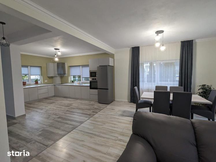 Casă cu 4 camere cu Teren 300 Mp în Central