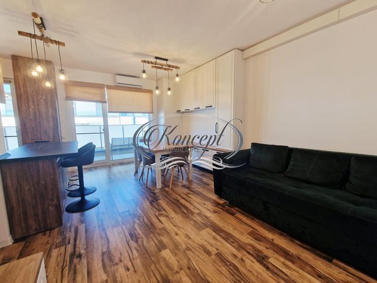 Apartament cu 3 camere semidecomandat, mobilat în Borhanci