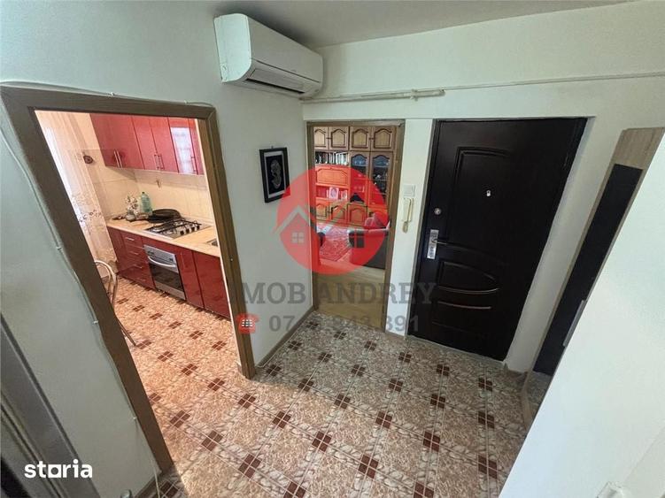 Apartament cu 2 camere decomandat în C5