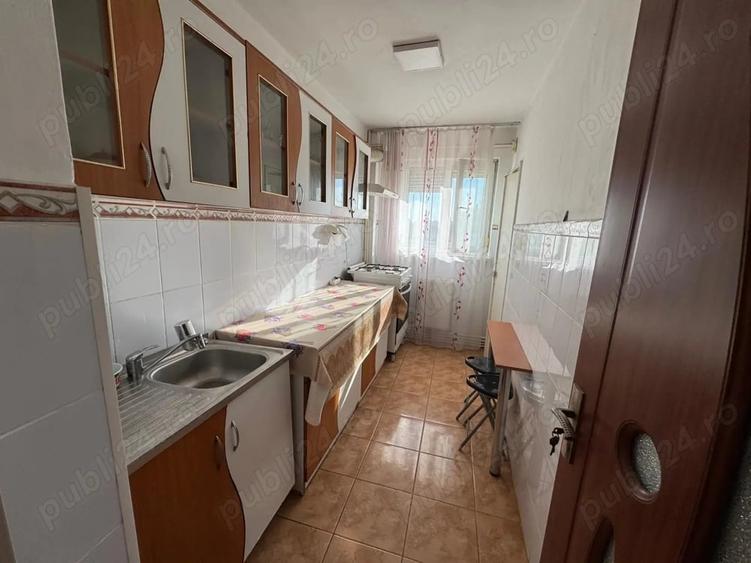 Apartament cu 2 camere decomandat în Micro 19
