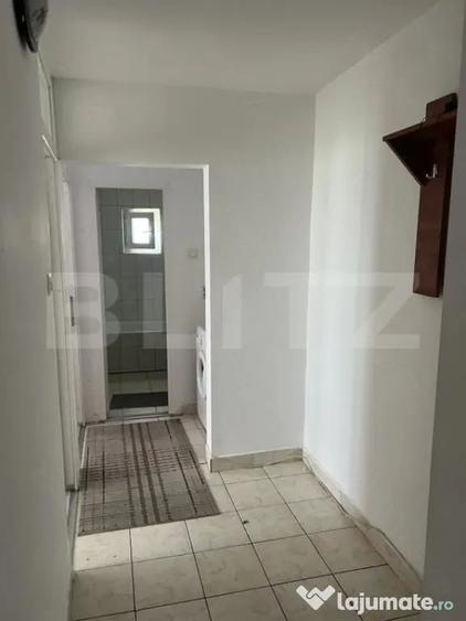 Apartament cu 3 camere decomandat în Canta