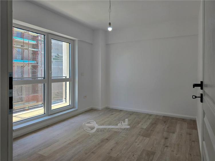 Apartament cu 3 camere decomandat în Galata