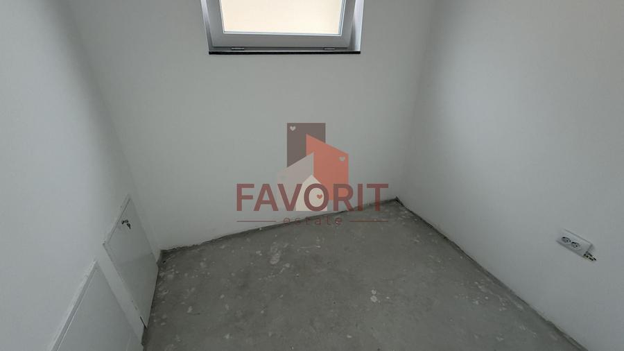 Duplex cu 5 camere cu Canalizare în Moșnița Nouă