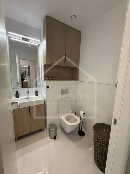 Apartament cu 2 camere semidecomandat, mobilat în Barbu Văcărescu