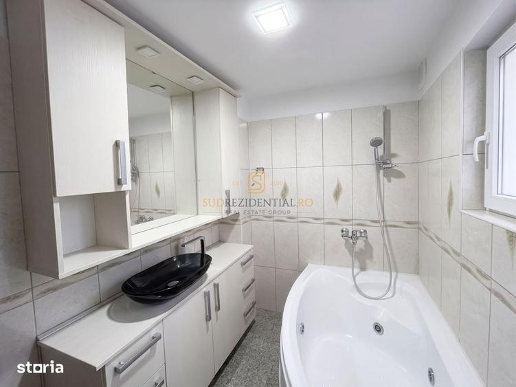 Apartament cu 3 camere în Apărătorii Patriei