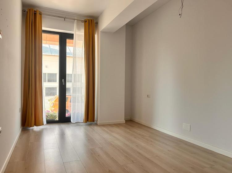 Apartament cu 3 camere decomandat în Bd. Coșbuc