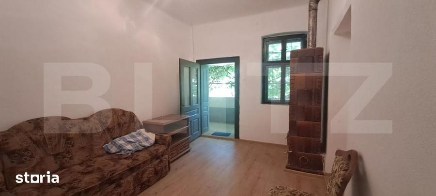 Casă cu 5 camere cu Teren 500 Mp în Beclean