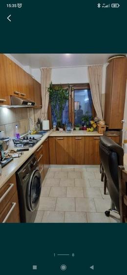 Apartament cu 3 camere decomandat în Podu Roș