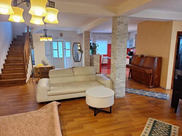 Casă cu 4 camere în Sfântu Ilie