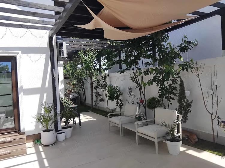Casă cu Teren 200 Mp în Sud