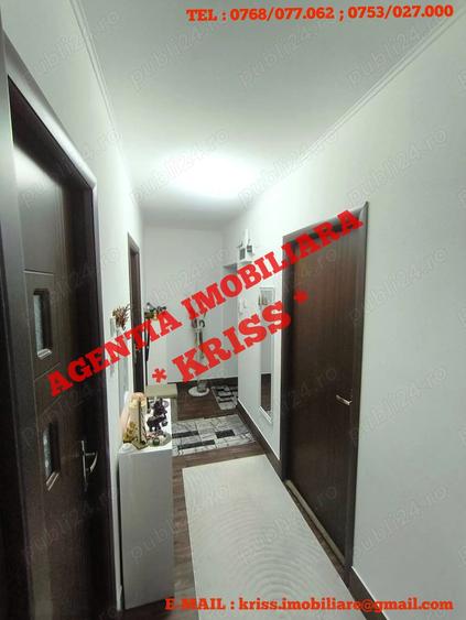 Apartament cu 2 camere decomandat în Teilor