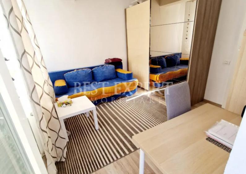 Casă cu 3 camere cu Teren 17 Mp în Titan
