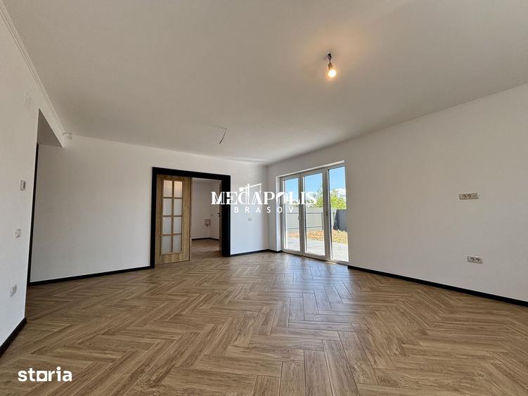 Casă cu 4 camere cu Teren 500 Mp în Tărlungeni