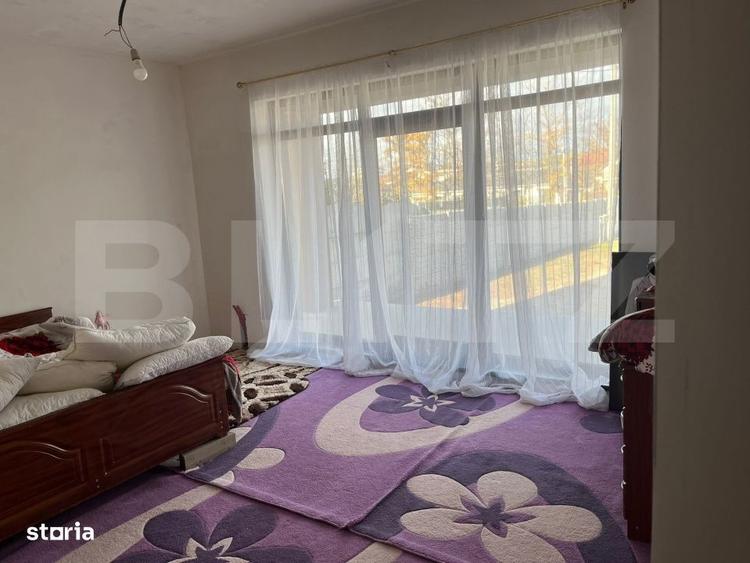 Casă cu 4 camere în Ungureni
